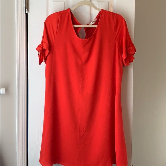 Andree Dresses & Skirts - Gorgeous fire red dress with tie bows on sleeves